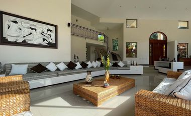 SE ALQUILA FINCA EN COPACABANA PARA TEMPORADA