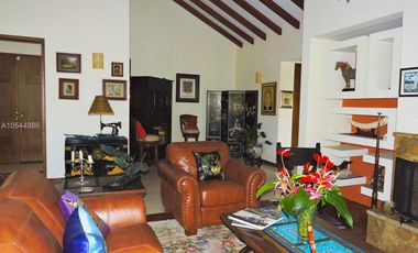 Gorgeous One Level Home with Private Lake in Heart of LLanogrande