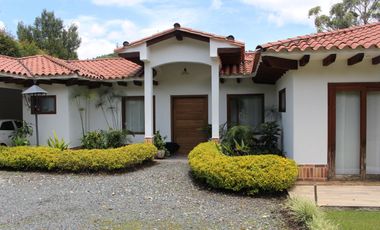 Gorgeous One Level Home with Private Lake in Heart of LLanogrande