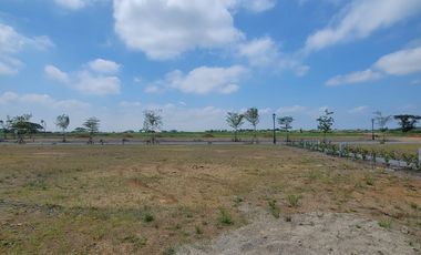 En venta exclusivo terreno en Parques del Batan, vía a Samborondón
