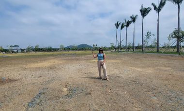 En venta exclusivo terreno en Parques del Batan, vía a Samborondón