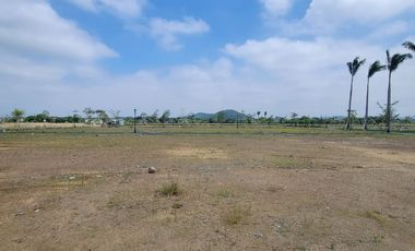 En venta exclusivo terreno en Parques del Batan, vía a Samborondón