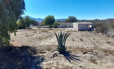 EN VENTA TERRENO CON CONSTRUCCIÓN EN SANTIAGO DE ANAYA |