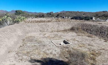 EN VENTA TERRENO CON CONSTRUCCIÓN EN SANTIAGO DE ANAYA |