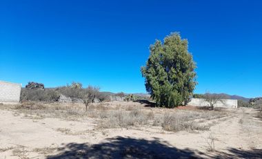 EN VENTA TERRENO CON CONSTRUCCIÓN EN SANTIAGO DE ANAYA |