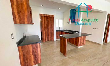 Depa nuevo. En condominio con club de playa. Terraza con vista a la alberca y áreas comunes