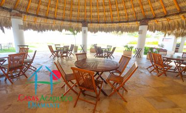 Depa nuevo. En condominio con club de playa. Terraza con vista a la alberca y áreas comunes