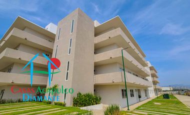 Depa nuevo. En condominio con club de playa. Terraza con vista a la alberca y áreas comunes