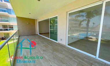Depa nuevo. En condominio con club de playa. Terraza con vista a la alberca y áreas comunes