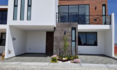 Casa en venta, 3 recamaras en Haras Puebla. Excelentes acabados $3.3mdp