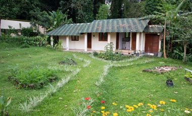 Leasehold - Tranquil Retreat Serene Cottage Living Amidst Nature's Embrace