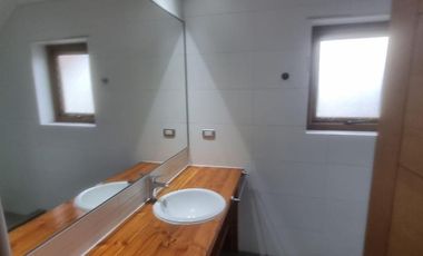 Arrendamos hermosa casa en Condominio Lomas del Carmen con  GC incluidos Temuco