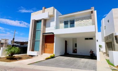 Hermosa casa en Mazatlán en el mejor fraccionamiento privado