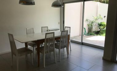 Chalet PH en venta!!