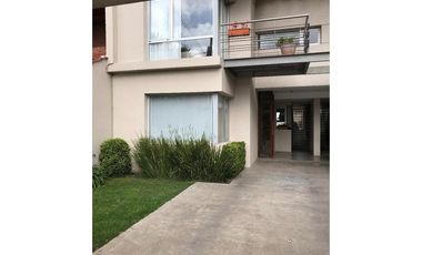 Chalet PH en venta!!