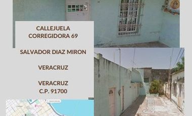EA CASA EN VENTA DE RECUPERACION BANCARIA UBICADA EN CALLEJUELA CORREGIDORA 69, SALVADOR DIAZ, VERACRUZ MIRON