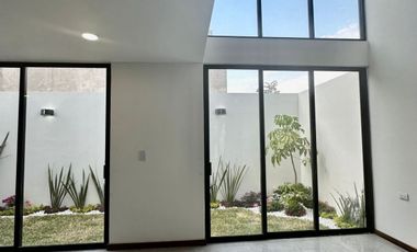 VENTA casa de 4 recamaras en Angelopolis, hermosos acabados, roofgarden, doble altura, amplio jardín Parque Mexico