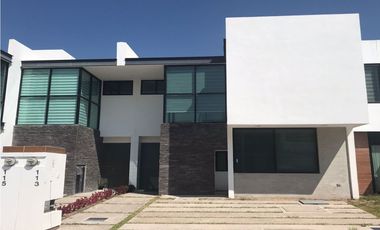 Casa en Renta en Viña Antigua Aguascalientes (GILDA)