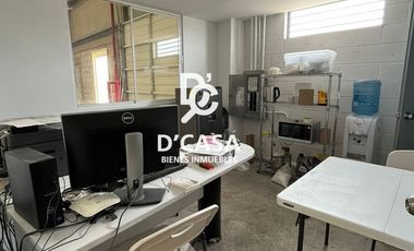 Se renta Nave Industrial en Fracc. Industrial Santa Elena