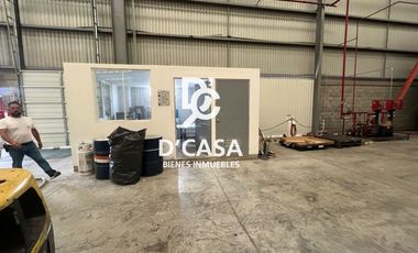Se renta Nave Industrial en Fracc. Industrial Santa Elena