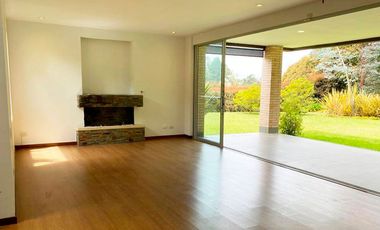 PR16990 Arriendo de casa en el sector Alto de Palmas