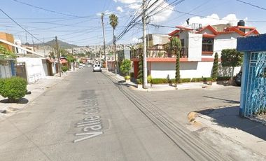 EXCELENTE OPORTUNIDAD DE INVERSION REMATE DE CASA EN IZCALLI DEL VALLE