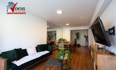 Moderno Departamento DUPLEX en San Borja, 1er piso: Ascensor directo, sala comedor con balcón vista a parque. Cocina con muebles altos y bajos, área d