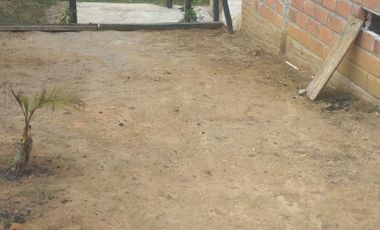 Se Vende Parcela en la Mesa de los Santos