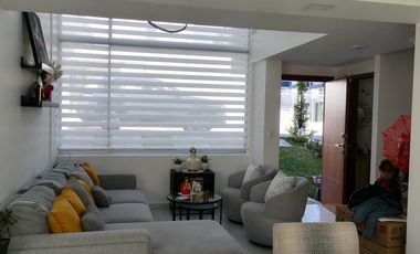 Casa en venta en el sector conocoto, 152 Metros, valle de los chillos