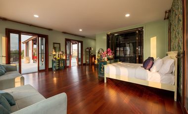 Luxury 5 bedroom Villa for sale in Saraphi