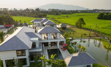 Luxury 5 bedroom Villa for sale in Saraphi