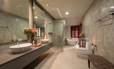 Luxury 5 bedroom Villa for sale in Saraphi