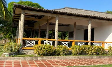 FINCA EN VENTA TURBANA, BOLIVAR DE 5 HECTARERAS Y MEDIA