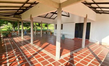 FINCA EN VENTA TURBANA, BOLIVAR DE 5 HECTARERAS Y MEDIA
