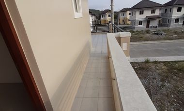 4 Bedroom Unit in Subic Zambales along the Highway Tierra Verde Subic