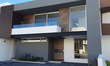 Casa con Hermosos Espacios