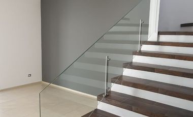 Casa con Hermosos Espacios