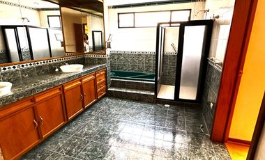 Vendo casa de UN PISO en fraccionamiento premium