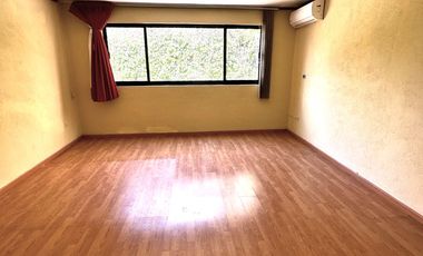 Vendo casa de UN PISO en fraccionamiento premium