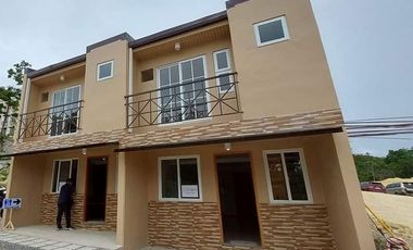 Preselling 3-storey townhouse with 4- bedrooms for sale in Deo Residences Consolacion Cebu