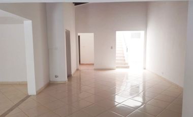 PR19493 Casa comercial en arriendo en el sector Conquistadores