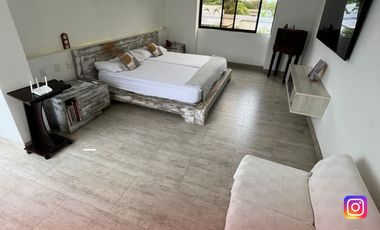 SE VENDE CASA CAMPESTRE EN RIVERA (H) COND. GOLF CLUB CAMPESTRE