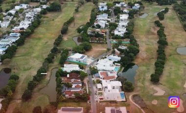 SE VENDE CASA CAMPESTRE EN RIVERA (H) COND. GOLF CLUB CAMPESTRE