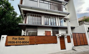 House and Lot For Sale in QC Single detached House in North Susana Executive Village near UP,Ateneo