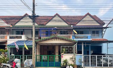 2-story townhouse, Dan Thong Village, Sam Khok.