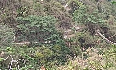 SE VENDE ECO HOTEL NATURAL BAÑADO POR DOS RIOS EL ALTOS DE BURITACA