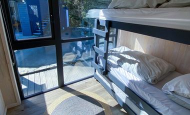 Parcela de 1,5 ha con casa, departamento y acceso a playa en Futrono, Lago Ranco