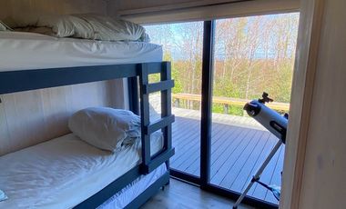 Parcela de 1,5 ha con casa, departamento y acceso a playa en Futrono, Lago Ranco