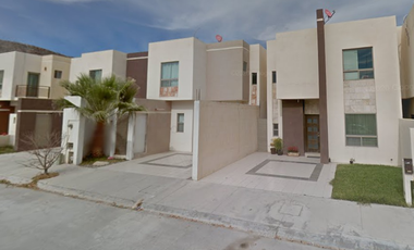 CASA EN CALLE RIO INDO 806  FRACC PORTAES DEL VALLE RAMOS ARIZPE COAHUILA CP 25904