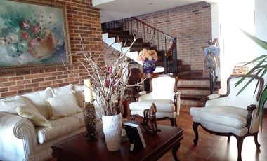 PR17008 Casa en arriendo en el sector Loma del Escobero, Envigado